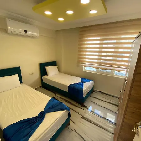 Garden Butik & Akbuek 4*