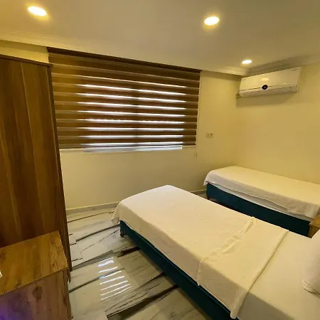 Garden Butik & Akbuek 4*