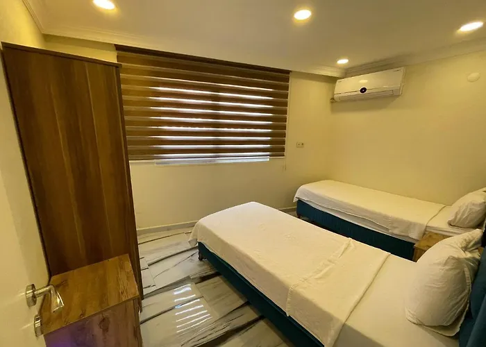 Garden Butik & Akbuek 4*