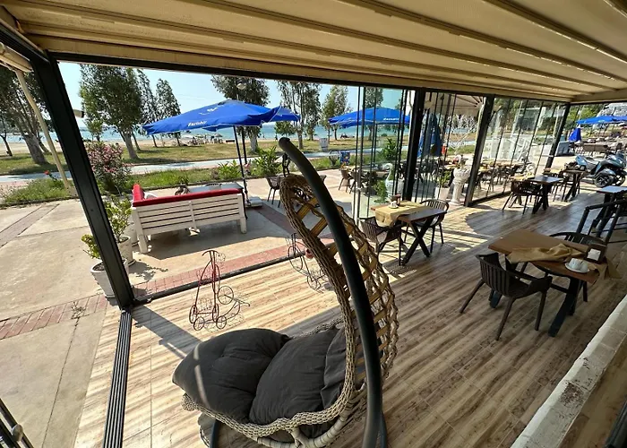 Garden Butik & Akbuek 4*