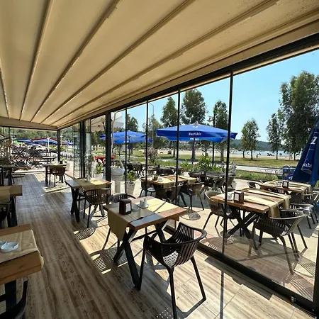 公寓式酒店 Garden Butik & Akbuek 迪迪姆